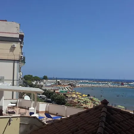 Rose Apartment Crotone
